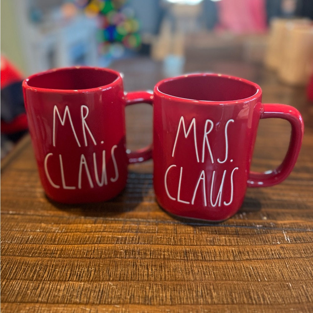 Rae Dunn “Mr & Mrs Claus” mugs